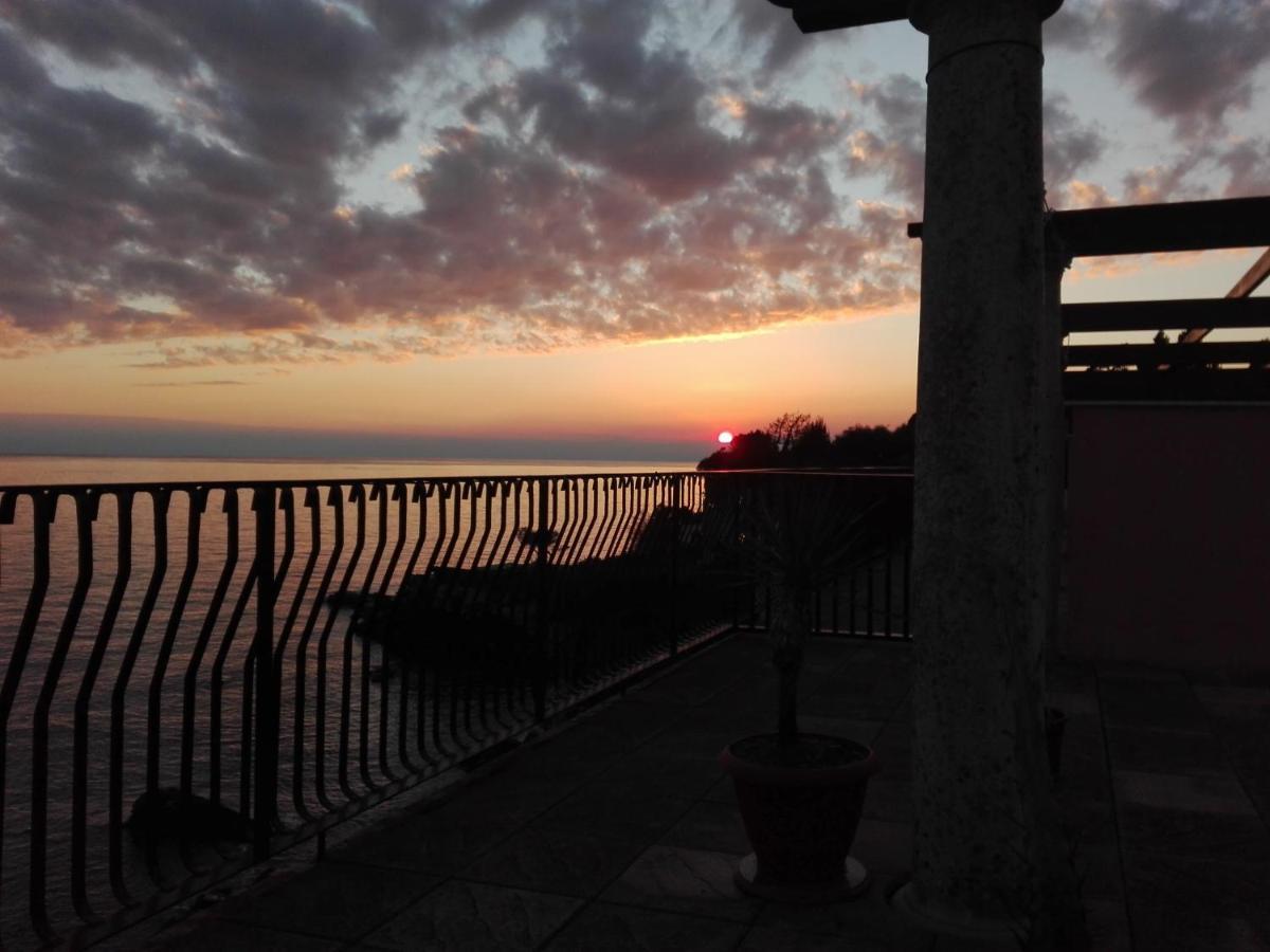 Un Tuffo In Mare Apartment เจนัว ภายนอก รูปภาพ